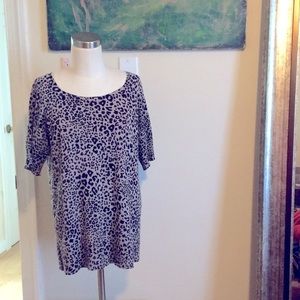 Leopard top